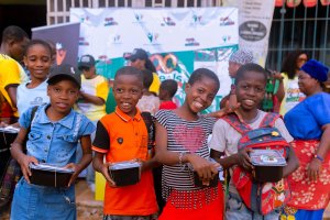 7000 Free Meals in 7 Days - Babatunde Opeifa Foundation