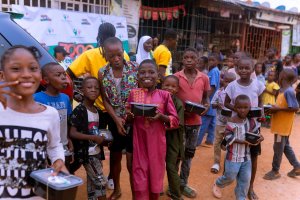 7000 Free Meals in 7 Days - Babatunde Opeifa Foundation